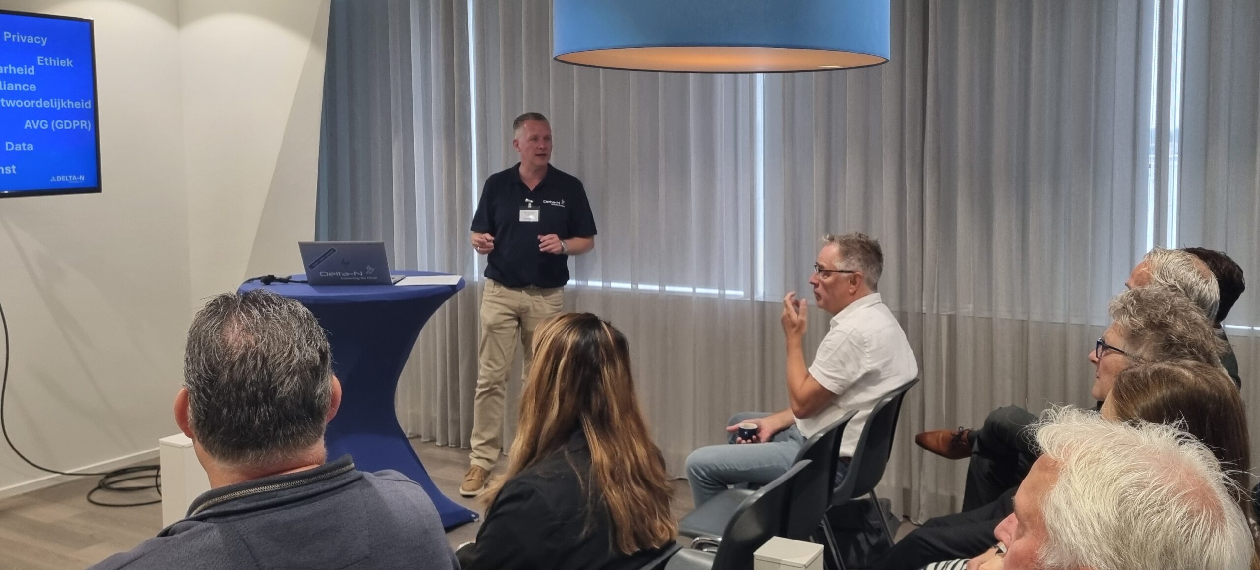 Jan vellema tijdens het AI seminar